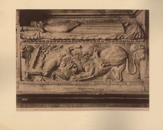 Alinari, Fratelli — Roma - Chiesa di S. Maria sopra Minerva. Ercole che uccide il leone Nemeo (bassorilievo nella camera mortuaria) — particolare